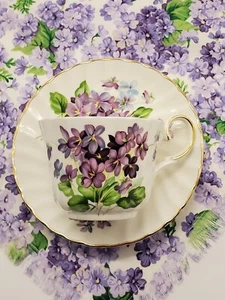 Vintage Violet Tea Cup & Saucer Allyn Nelson Bone China - Imagen 1 de 12