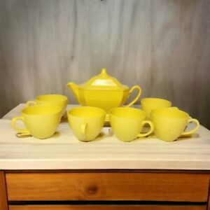 Sunflower Yellow Play Tea Set Pretend 8 Piece Plastic Toy 1970s Era