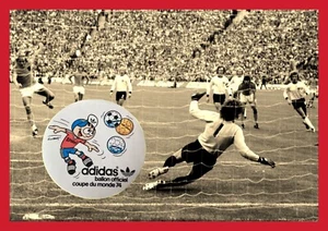 ANCIEN AUTOCOLLANT STICKER PUBLICITÉ BALLON OFFICIEL ADIDAS COUPE DU MONDE 1974 - Imagen 1 de 2