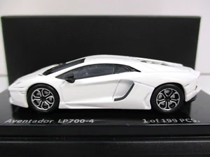 KYOSHO - (1 OF 199) - LAMBORGHINI AVENTADOR LP700-4 (LIGHT BLUE) - 1/64 - Picture 1 of 13
