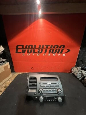 Reproductor de CD de un solo disco radio AM FM 2006-2011 39100-SNR-C600 OEM *CÓDIGO** Foto 1 de 4