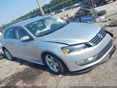 Driver Door Handle Exterior Assembly Front Fits 12-20 PASSAT 4745411 Foto 1 de 4