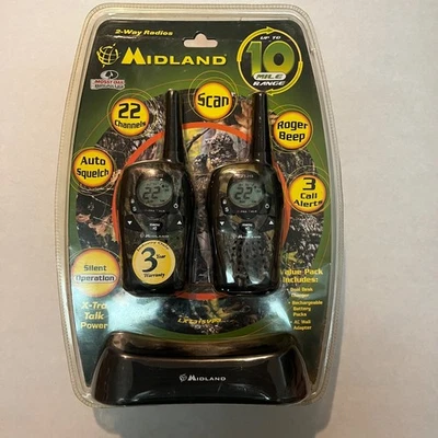 Midland 2 Two-Way Radio Pair, Mossy Oak Rechargeable 22 channels alerts NEW NIP - Image 1 of 4