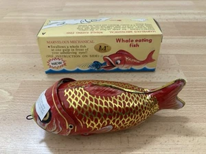 Vintage Marvelous Mechanical Tin Whale Eating Fish - Boxed MS 229 New - Picture 1 of 8