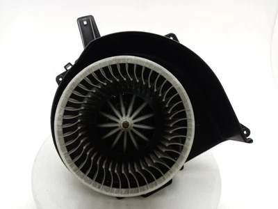 Ventilador de motor soplador calentador aire acondicionado AUDI A1 2010-2018    Foto 1 de 4
