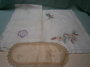 3 VINTAGE EMBROIDERED LINEN PIECES TO COMPLETE - SML TABLECLOTH , RUNNER, DOILEY - Picture 1 of 4