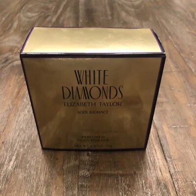 Polvo corporal perfumado White Diamonds 2,6 oz 75 g en caja de Elizabeth Taylor   Foto 1 de 2