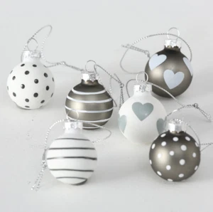 12 Weihnachtskugeln Glas Mini Ø 3cm Grau Weiß Geschenkanhänger Winter Advent TOP - Bild 1 von 2