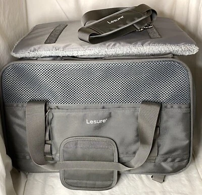 Lesure TSA Airline Approved 2 in 1 Soft-Sided Pet Carrier Rucksack (Open Box) - Bild 1 von 4