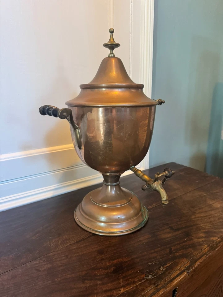 Antique Brass Samovar / Urn with Tap – Decorative Tea or Coffee Urn (46cm Tall) - Image 1 of 3