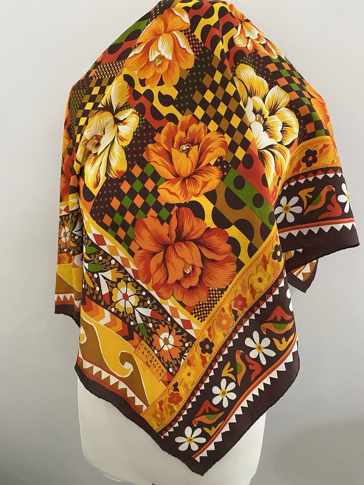 S46# Christian Lacroix Silk Scarf - Retro Floral & Geometric Print 34 Inch Foto 1 de 4