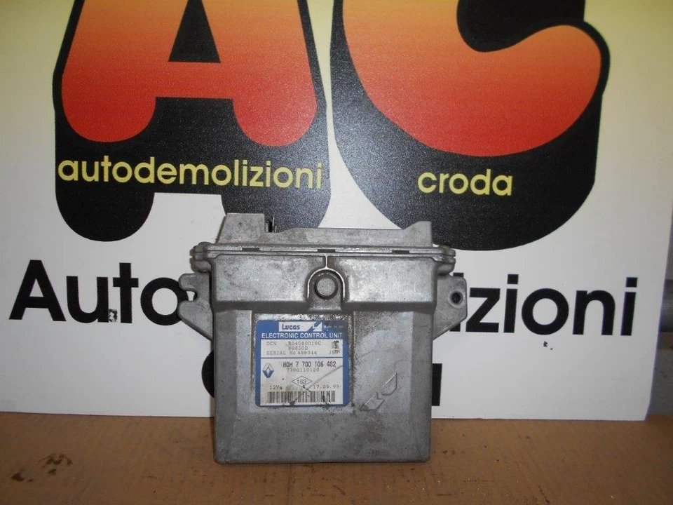 Centralina motore RENAULT TRAFIC 1.9 D 7700110128 (1981-2001) - Immagine 1 di 1