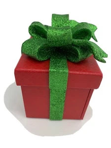 Lighted Animated Fold Out Christmas Present Music Box Winter Scene Roman - Bild 1 von 9