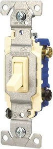 1X Neu Cooper Eaton 1303-7A elektrischer Lichtschalter 3-Wege Mandelkippschalter 15A 120V - Bild 1 von 3