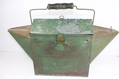 Antique Green Metal Floating Minnow Fish Bait Bucket Pail Black Wood Handle RARE - Image 1 of 4