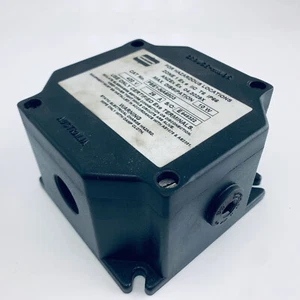 Caja de conexiones CROUSE HINDS PBE1-NA6803 para ubicaciones peligrosas zona 1 Ex e IP66 - Imagen 1 de 2