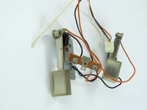 *DUAL C824* Piezas de cubierta de cinta izquierda y derecha con llave de freno/A387 - Imagen 1 de 3