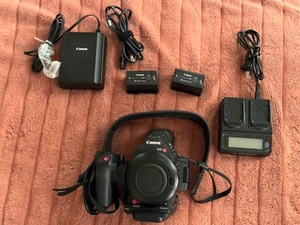 🔥 Canon EOS C100 Mark II Prof Camera 🤯Only 272 hrs ⭐️ 2 Canon Batts, Accessos - Picture 1 of 12