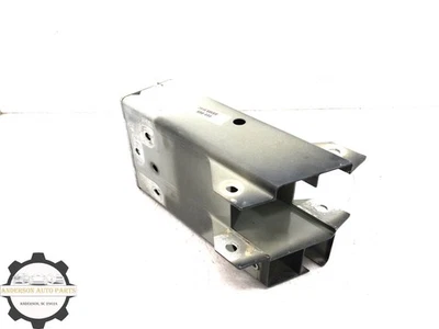 2017-2024 年沃尔沃 S90 V90 左驱动前置发动机加固框架支架 原始设备制造商 — 第 1/4 张图片