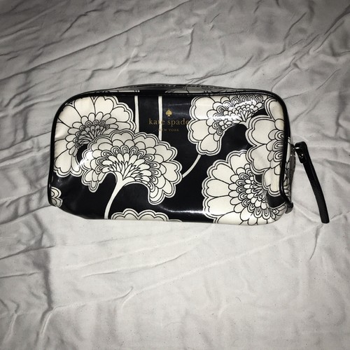 Kate Spade New York piccola borsa trucco armonia floreale giapponese