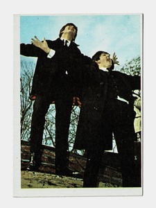 1964 Topps Beatles Color George and Paul #7 – EX