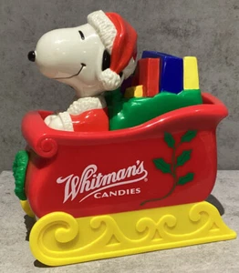 Vintage Whitmans Süßigkeiten Snoopy & Woodstock Schlitten Erdnüsse Münzbank - Bild 1 von 6