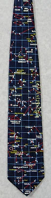 CONSTELAÇÕES MAPA GRÁFICO ESTELAR ASTRONOMIA ESPACIAL Museu Artefatos Gravata de Seda NOVO! - Imagem 1 de 4