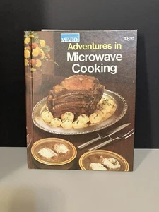 Adventures In Microwave Cooking - Montgomery Ward (Hardcover 1979) - Imagen 1 de 6