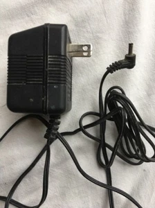 Power Adapter Supply Output: 3VDC 200mA Model U030020D30S Class 2 - Picture 1 of 3