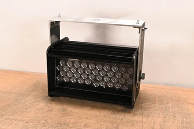 ETC Vivid Ice SL3 11" LED Fixture CG01NRF - Image 1 of 4