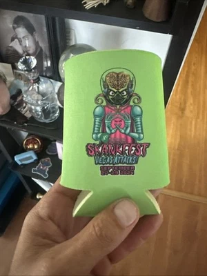 Enfriador de latas Skankfest Beer Coozie Vegas 24 Foto 1 de 2