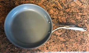 ZWILLING JA HENCKELS 10" Ceramic Oven Safe Non-Stick 3-Ply Frying Pan  - Picture 1 of 5