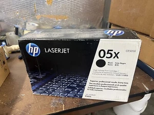 GENUINE HP CE505X BLACK TONER HP 05X FACTORY SEALED **DAMAGED** BOX P2055 - Afbeelding 1 van 3