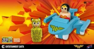 SDCC 2019 EE Exclusive: Wonder Woman - Invisible Jet & Cheetah Pin Mates Set