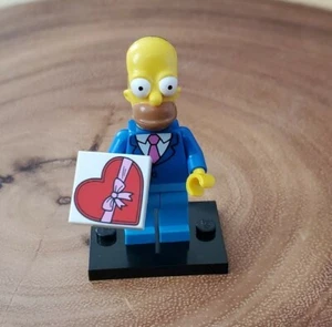 LEGO Series 2  The Simpsons Series Homer Simpson w/ Heart 71009 - Picture 1 of 1