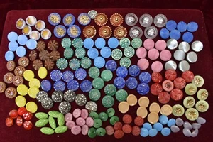 183 pcs LOT OLD CZECH RARE VINTAGE GLASS BUTTONS 1930´s ART-DECO - Picture 1 of 2