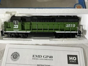 Bachmann 63503 HO Scale Burlington Northern Powered GP40 Diesellok #3519 - Bild 1 von 5