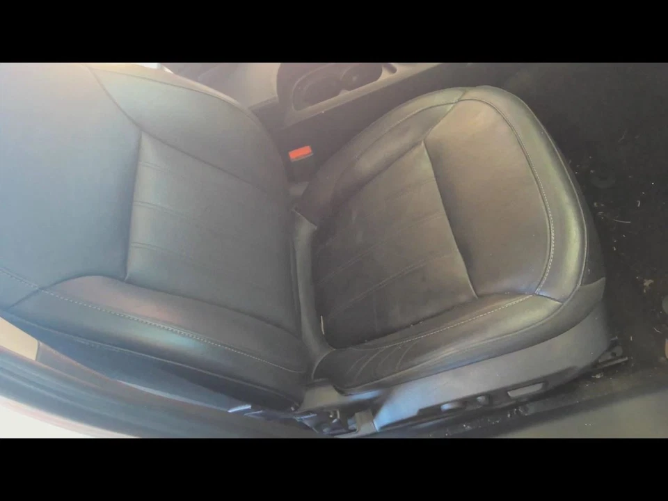 Passenger Front Seat Bucket Opt A51  Electric Fits 13 REGAL 726091 - Image 1 of 2