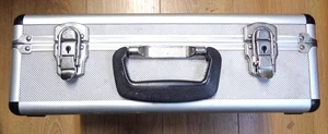 Alloy transmitter storage case for 1 transmitter lined out with foam - Picture 1 of 5