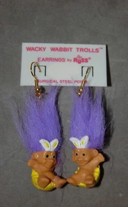 Muñeca Troll 1" Russ Conejo de Pascua Pendientes Pelo Púrpura - Imagen 1 de 1