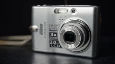 Nikon Coolpix L10 5.0MP Digital Camera -  Silver - Image 1 of 4