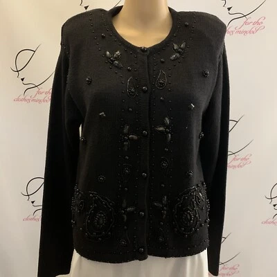 Moda Internacional.  Talla mediana.  Suéter manga larga con botones con cuentas.  B98. Foto 1 de 4