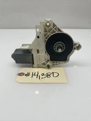 Motor de janela traseira esquerda Audi A4 B8 Q5 2009 - 2016 8K0959811A fabricante de equipamento original - Imagem 1 de 4