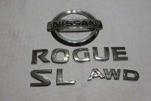 2011 2008-2013 Nissan Rogue SL AWD Emblem Tailgate Liftgate Logo Letters OEM - Bild 1 von 1