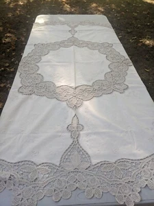 Vtg Tablecloth and 8 Napkins 65 in Round Beige Linen with Crocheted Lace NOS - Picture 1 of 10