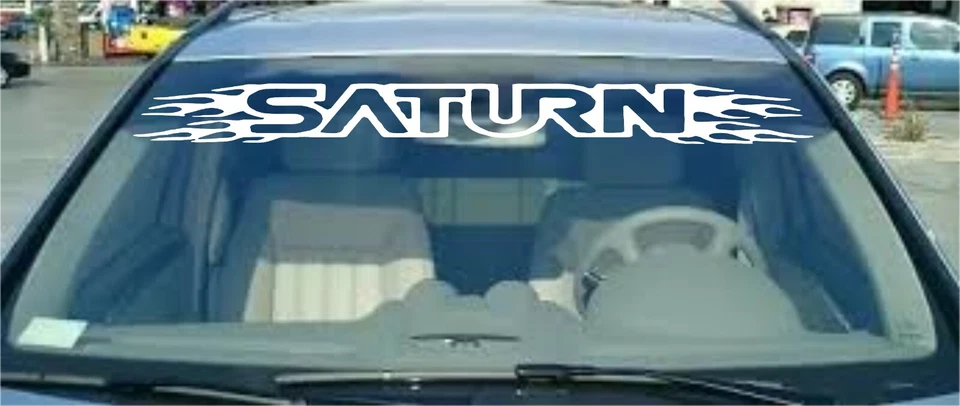 Se adapta a calcomanía de vinilo parabrisas SATURN.  Blanco brillante 3,5" alto por 40" largo Foto 1 de 1