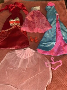 Barbie Clothing Lot And Some Not - Vintage 80s-90s Clothing Dresses Skirts Etc - Picture 1 of 12