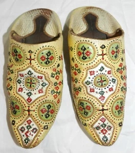 Vintage Decorated Leather Moroccan Babouche Slippers - Picture 1 of 6