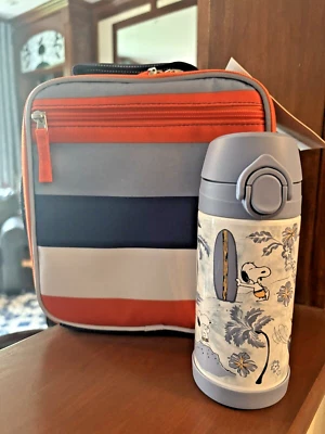 SNOOPY Cerámica Granero Escuela CAJA DE ALMUERZO Bolsa Cacahuetes Surf + Botella de Agua Disney. Foto 1 de 4