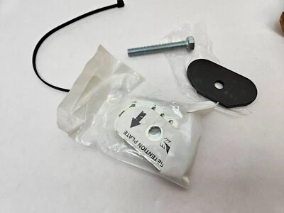 Nuevo kit de retención de tanque de motocicleta Buell 93922YA Foto 1 de 4